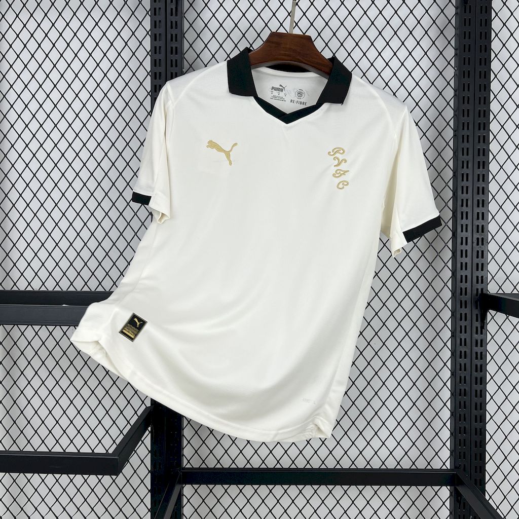 Port Vale F.C. - Jersey District