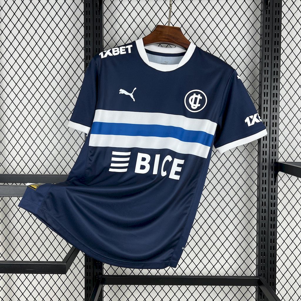 Club Deportivo Universidad Catolica - Jersey District